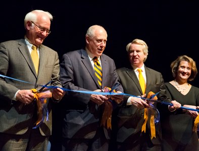 President Bob Easter, Gov Quinn, Chairman Kennedy, and Liberal Arts & Sciences Dean Ruth Watkins get ready to cut the ceremonial ribbon.
